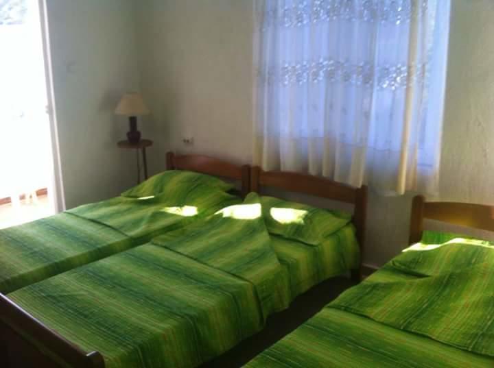 Rooms Sijak Bar Bagian luar foto